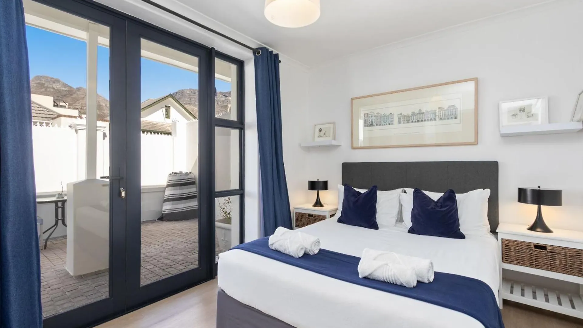 Uptown Retreat By Host Agents Villa Cape Town
